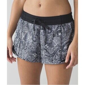 Lululemon Hotty Hot Shorts Mini Antique Paisley Womens Size 12 Black Lined 2.5”